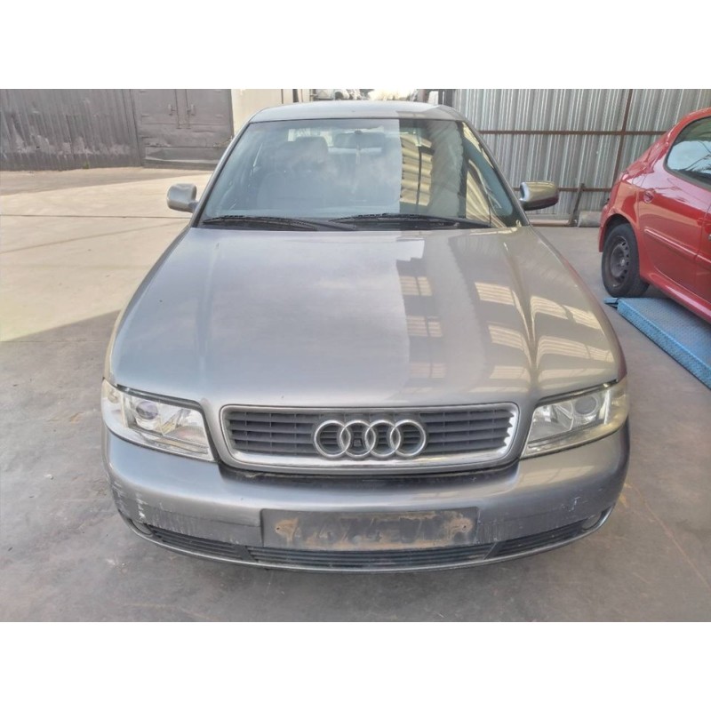 audi a4 berlina (b5) del año 2000