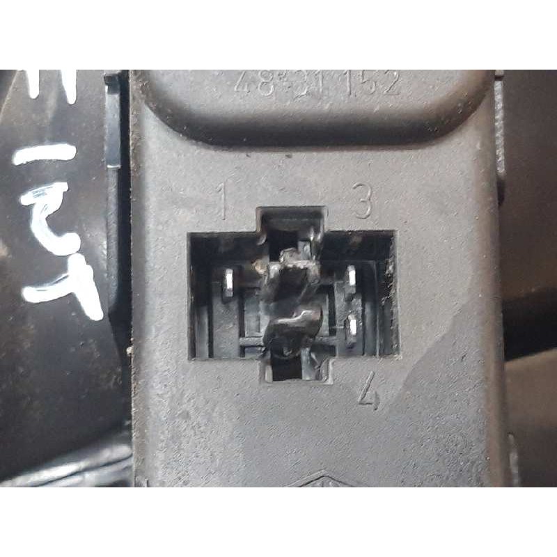 Recambio de piloto trasero izquierdo para saab 9-3 berlina 2.2 tid referencia OEM IAM - Azul 3