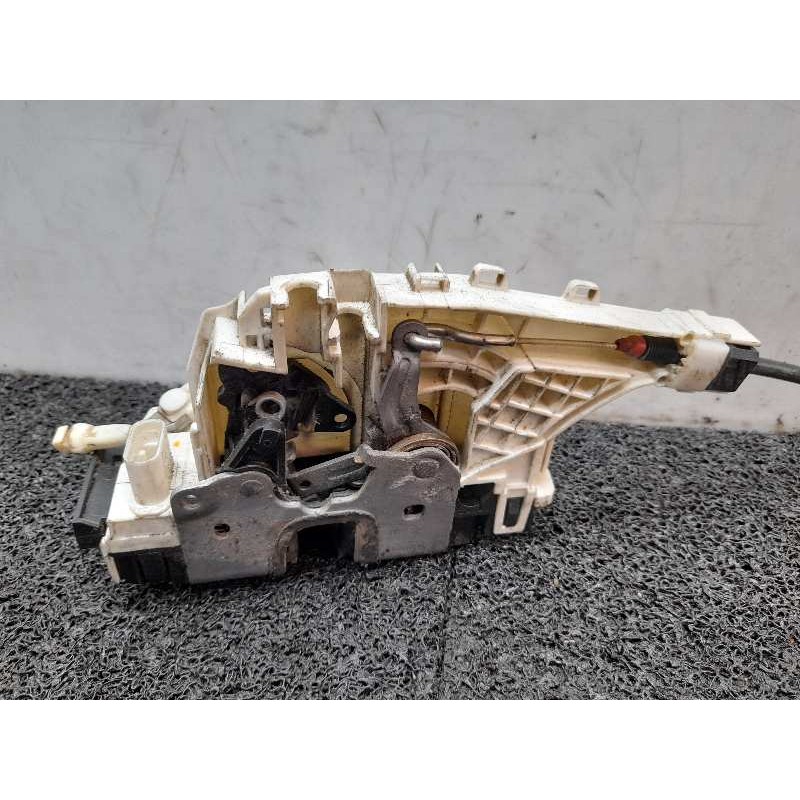 Recambio de cerradura puerta delantera izquierda para mercedes-benz sprinterii combi (desde 01.06) 211/215 cdi (906.711/713) ref - Blanco