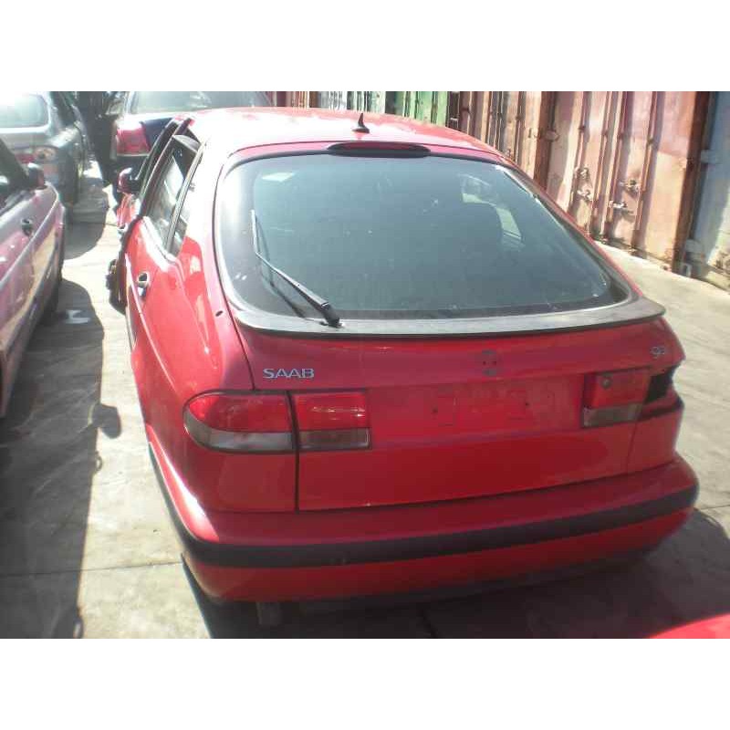 saab 9-3 berlina del año 2002