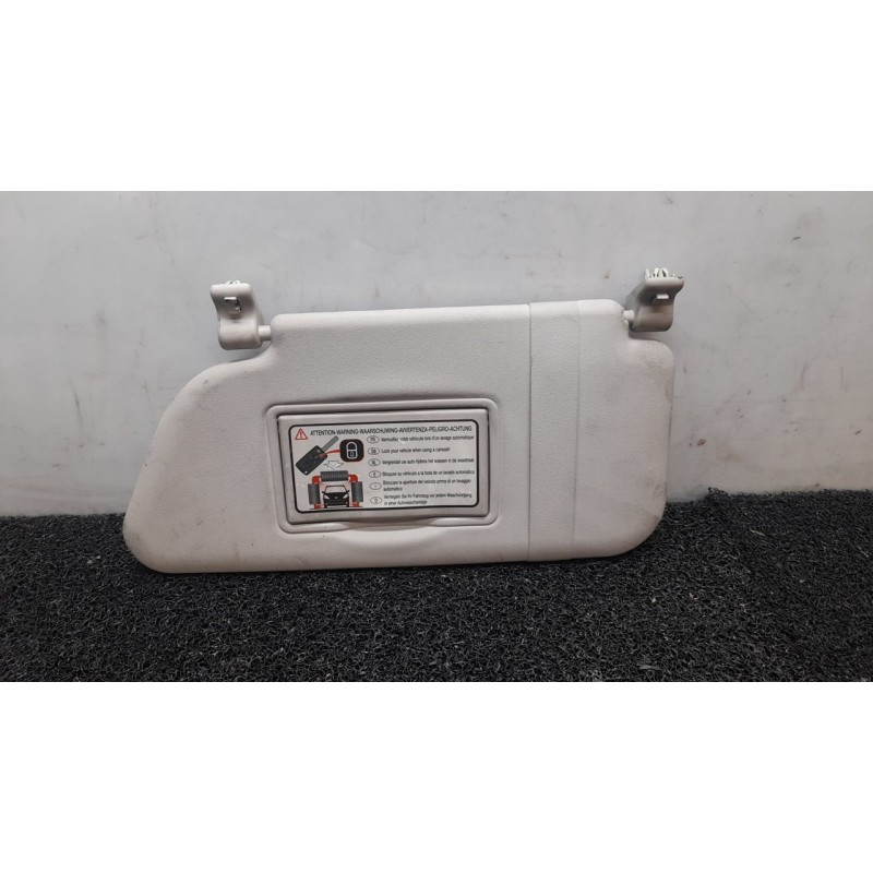 Recambio de parasol izquierdo para peugeot 1007 dolce referencia OEM IAM   