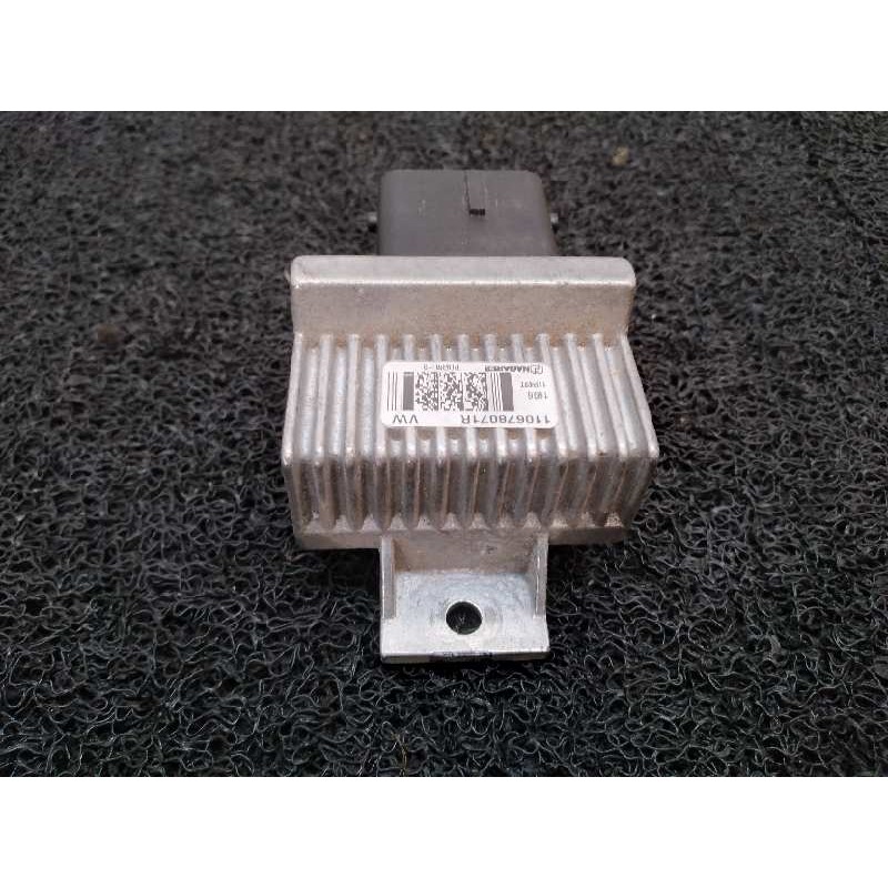 Recambio de caja precalentamiento para dacia sandero stepway referencia OEM IAM 110678071R  