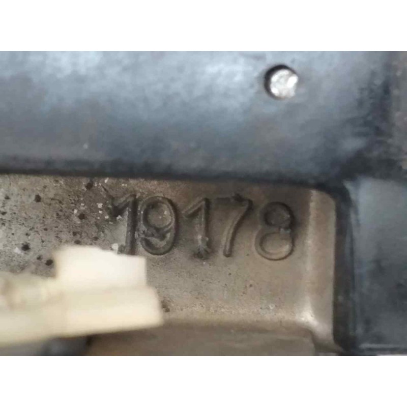 Recambio de maneta exterior delantera derecha para seat 131 referencia OEM IAM 19178 3