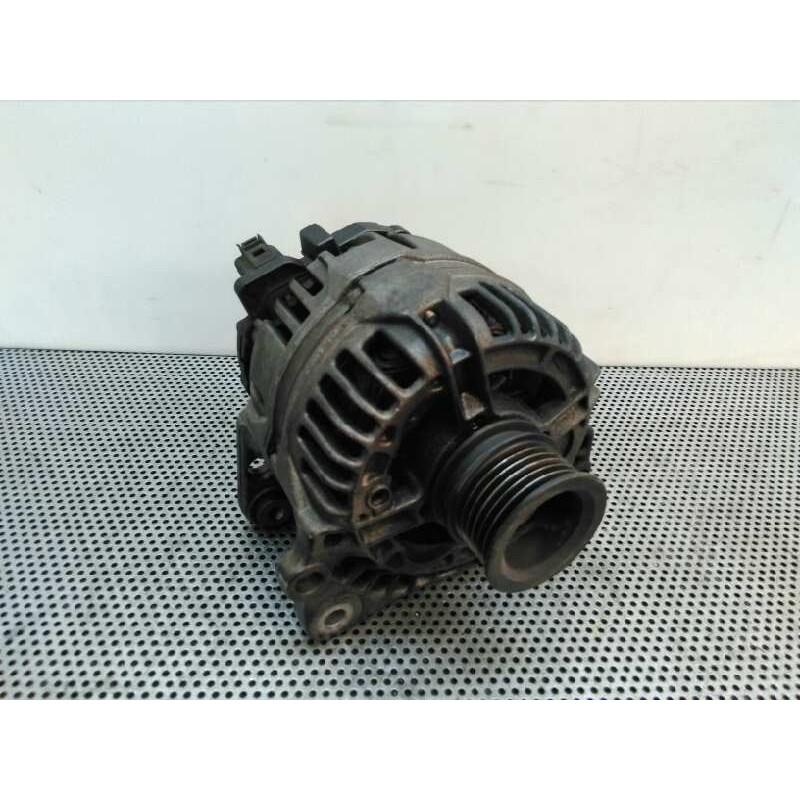 Recambio de alternador para seat ibiza (6k1) stella referencia OEM IAM 037903025M  