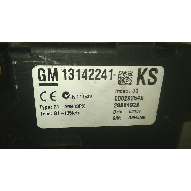 Recambio de caja reles / fusibles para opel corsa d 1.3 16v cdti cat (z 13 dth / l4i) referencia OEM IAM 13142241  GM - Negro 2