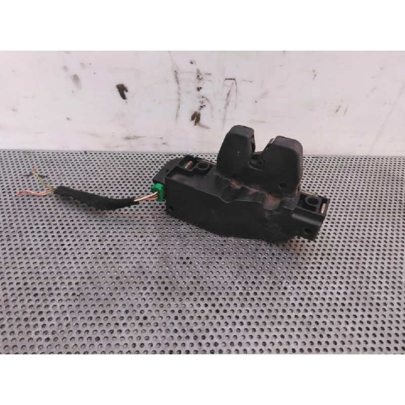 Recambio de cerradura maletero / porton para peugeot 206 sw xs referencia OEM IAM 9646091480 - Blanco 2