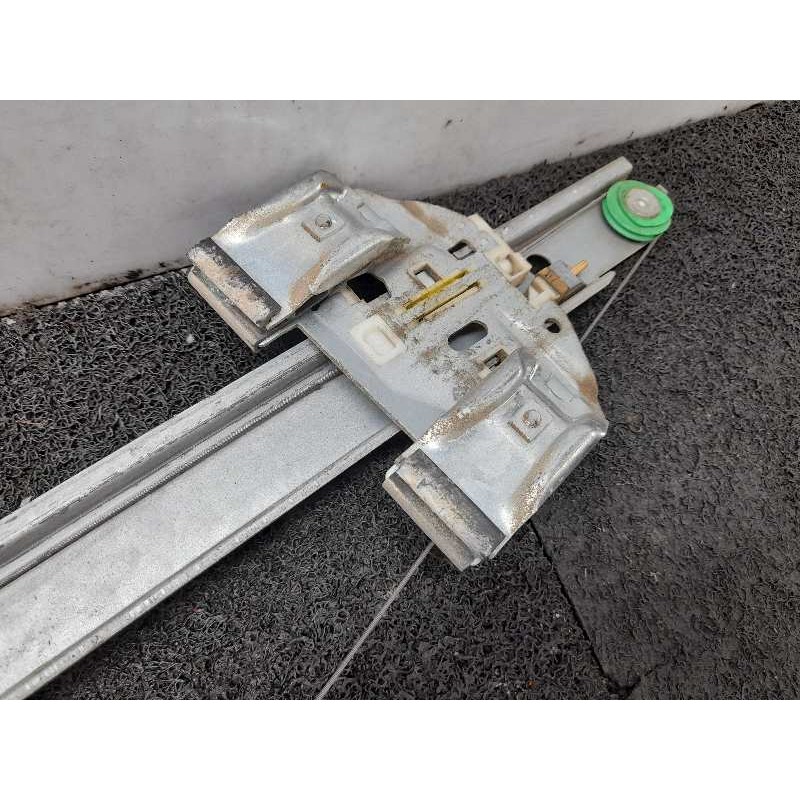 Recambio de elevalunas delantero izquierdo para mercedes-benz sprinterii combi (desde 01.06) 211/215 cdi (906.711/713) referenci - Blanco 7
