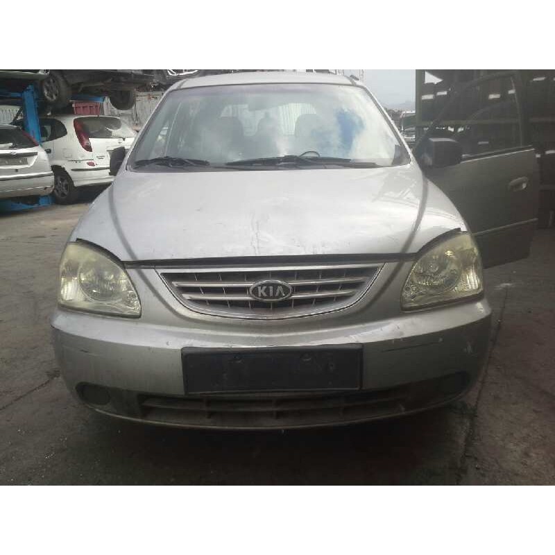 kia carens del año 2004