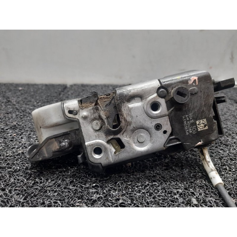 Recambio de cerradura puerta delantera izquierda para citroën c3 attraction referencia OEM IAM 1431M0363J6 - Blanco 2