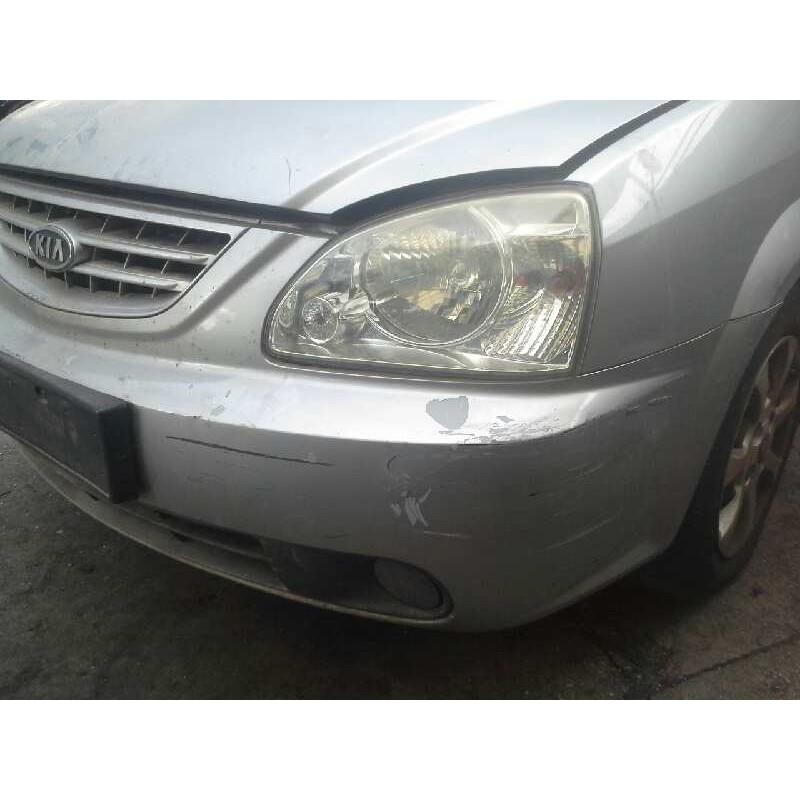 kia carens del año 2004