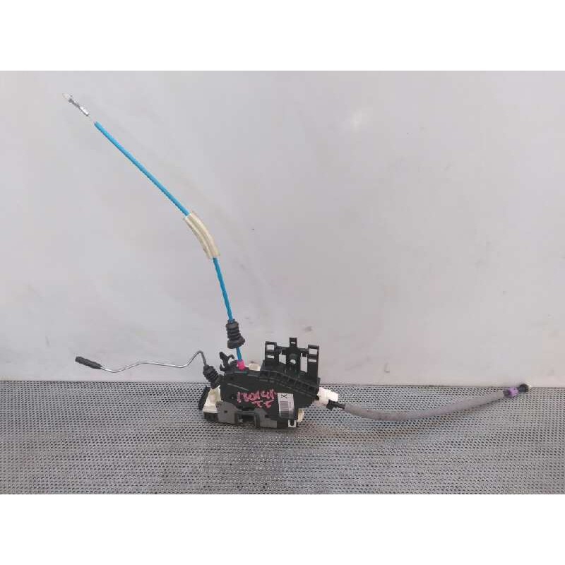 Recambio de cerradura puerta trasera izquierda para mercedes-benz clase gla (w156) gla 180 (156.942) referencia OEM IAM A2047302