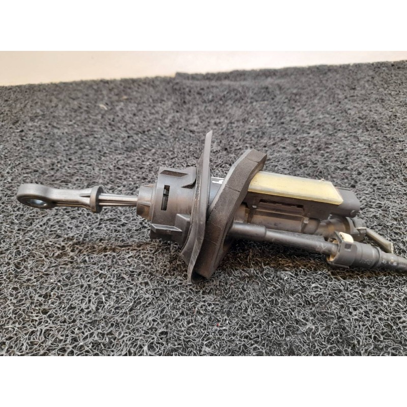 Recambio de bomba embrague para ford s-max (ca1) titanium referencia OEM IAM 014689922  TUCO