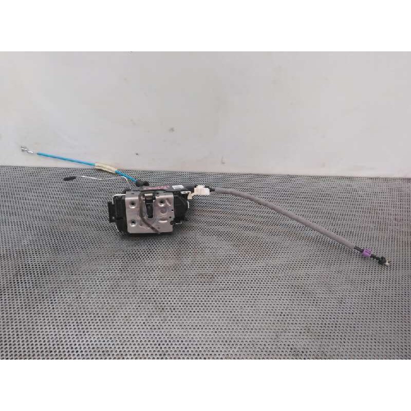 Recambio de cerradura puerta trasera izquierda para mercedes-benz clase gla (w156) gla 180 (156.942) referencia OEM IAM A2047302 - Blanco 3