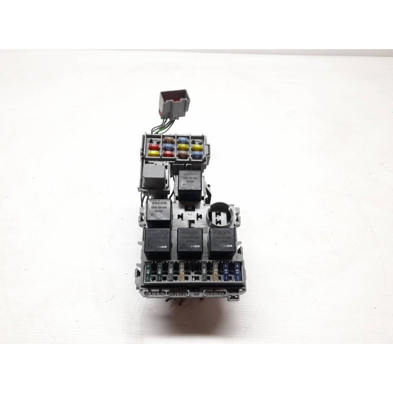 Recambio de caja reles / fusibles para volvo xc90 d5 executive (7 asientos) (136kw) referencia OEM IAM   