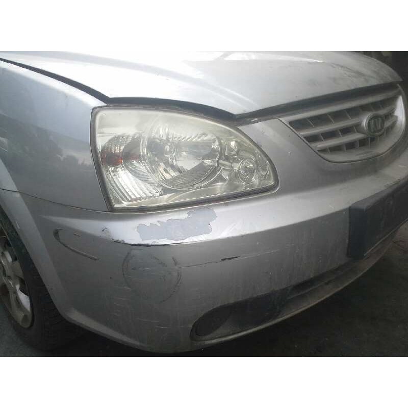 kia carens del año 2004