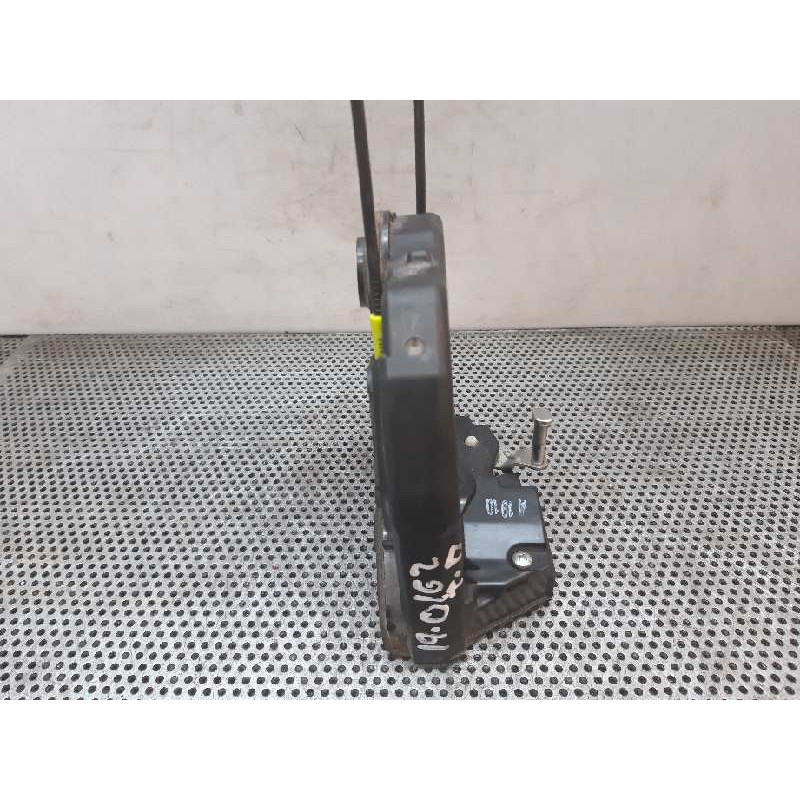 Recambio de cerradura puerta trasera derecha para toyota auris active referencia OEM IAM - Gris 6