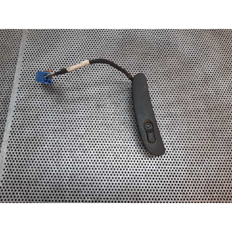 Recambio de mando elevalunas delantero derecho para opel vectra b berlina comfort referencia OEM IAM   