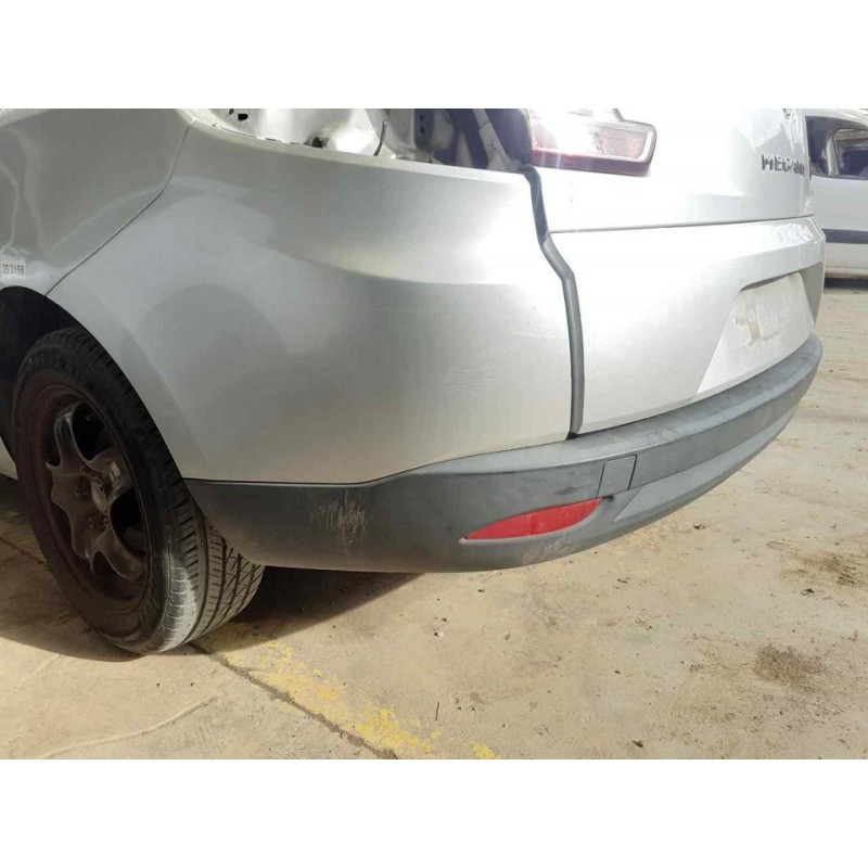 Recambio de paragolpes trasero para renault megane iii sport tourer dynamique referencia OEM IAM 2