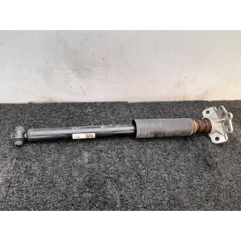 Recambio de amortiguador trasero derecho para opel corsa e selective referencia OEM IAM 13432671 22286398 