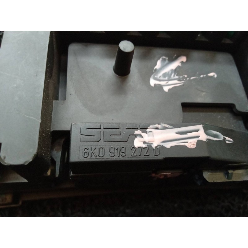 Recambio de cuadro instrumentos para seat ibiza (6k1) 1.9 sdi referencia OEM IAM 6K0920801E 110008924028 VDO 5