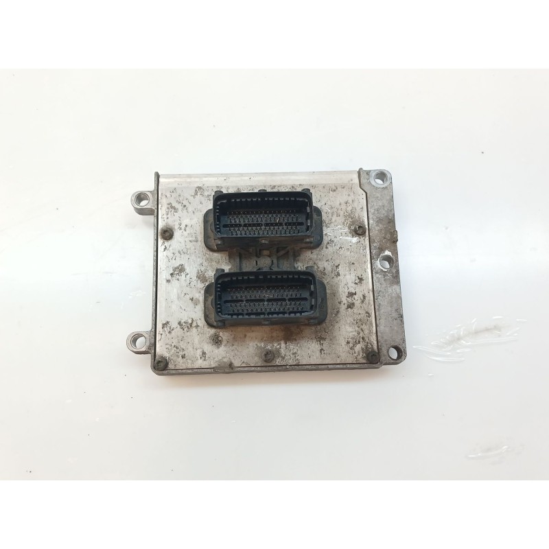 Recambio de centralita motor uce para opel vectra c (z02) 2.2 16v (f69) referencia OEM IAM 12571663AN 12572011 
