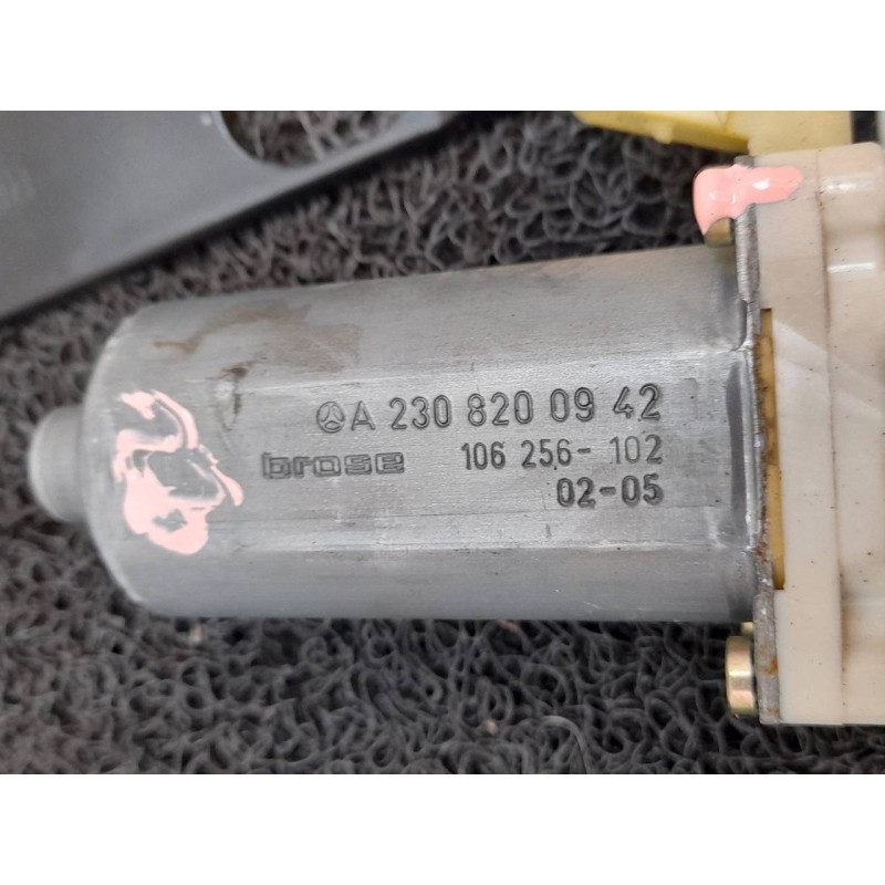 Recambio de elevalunas delantero derecho para mercedes-benz vaneo (w414) furgoneta compacta 1.7 cdi vaneo (414.700) referencia O - Rojo 2