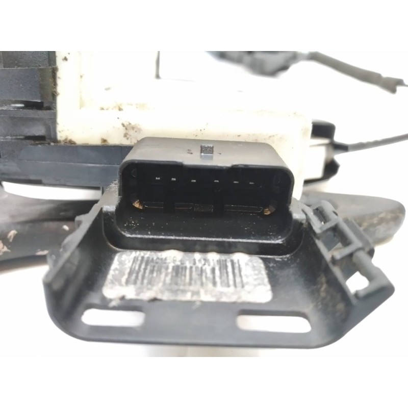Recambio de cerradura puerta trasera derecha para citroën c3 attraction referencia OEM IAM 732315 - Blanco 2