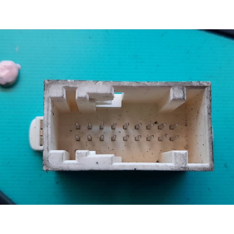 Recambio de cuadro instrumentos para peugeot 206 berlina e-music referencia OEM IAM 9656696380 2