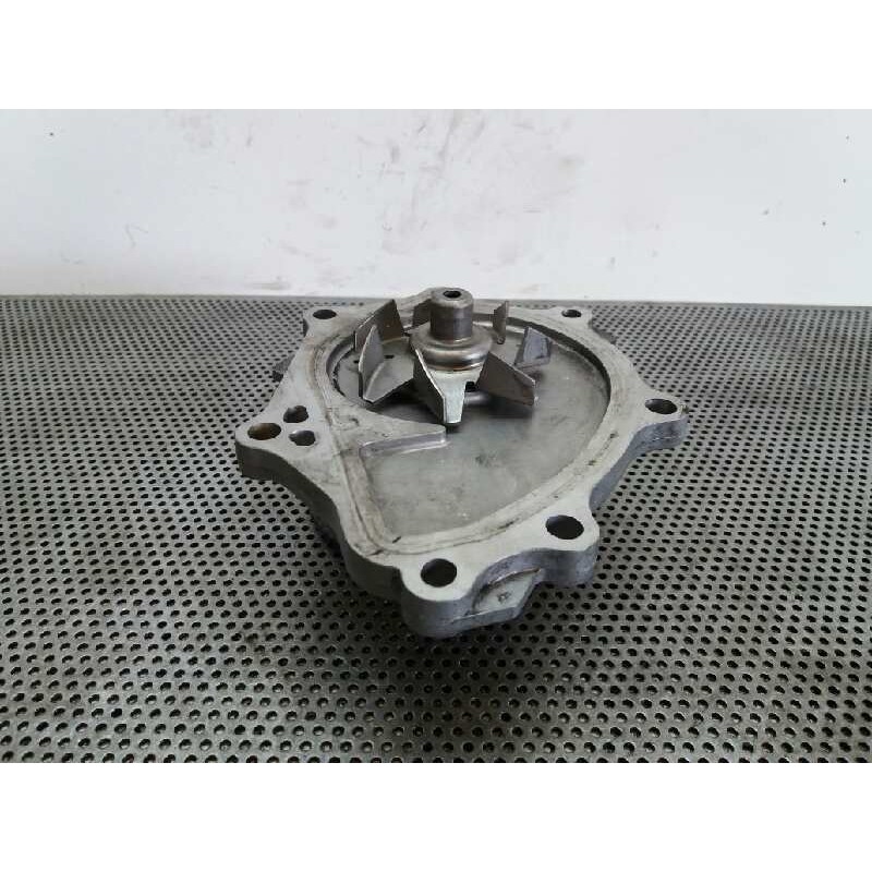 Recambio de bomba agua para toyota corolla verso (r1) 2.2 d-4d sol referencia OEM IAM 7J11Y 7