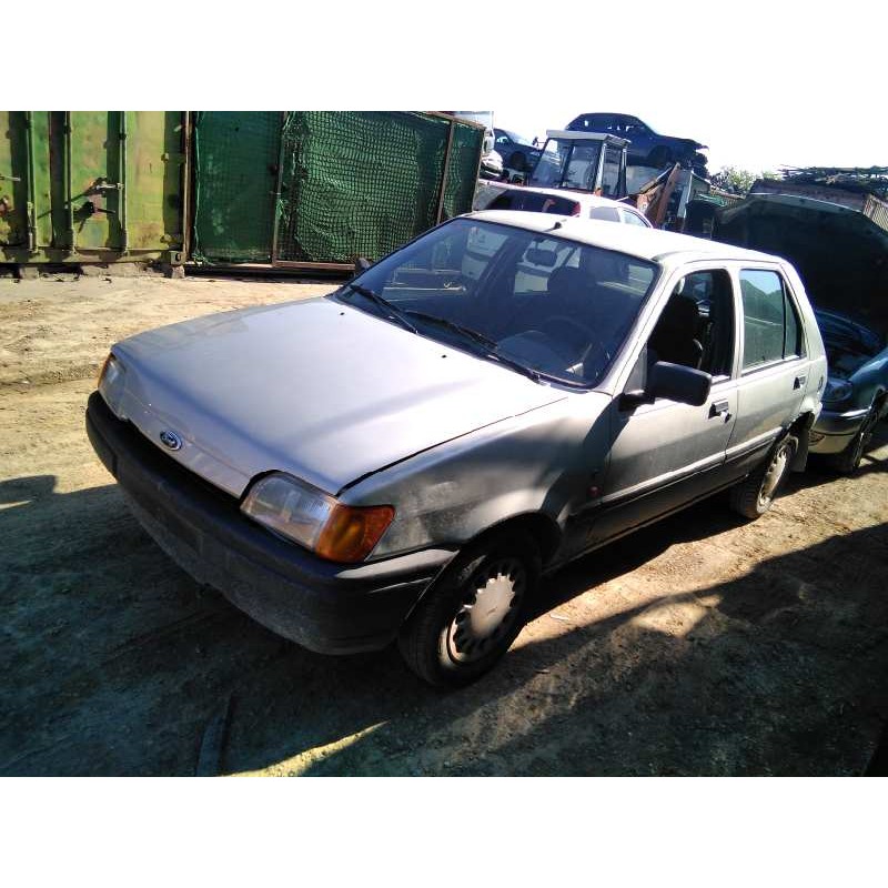 ford fiesta berl./courier del año 1989