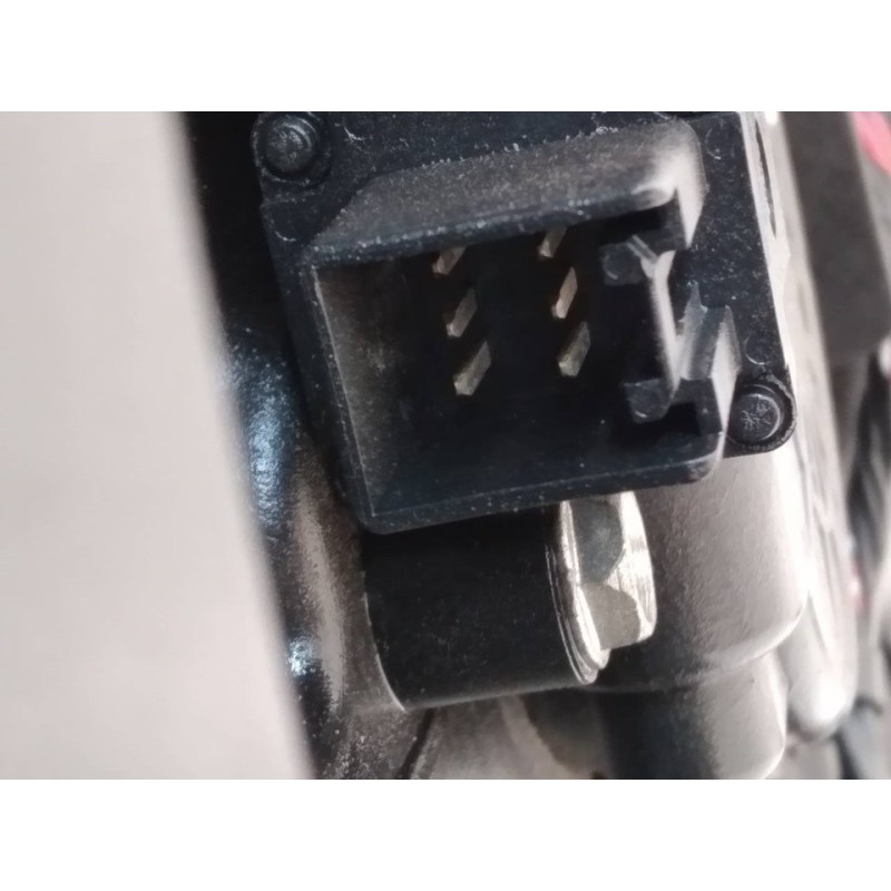 Recambio de elevalunas delantero derecho para mazda 6 lim. (gh) 2.0 crtd 140cv luxury (5-ptas.) referencia OEM IAM GS1D5897 K300 - Azul 4