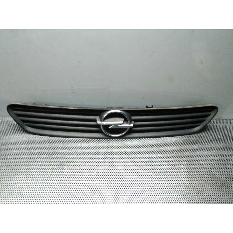 Recambio de rejilla delantera para opel astra g berlina comfort referencia OEM IAM   