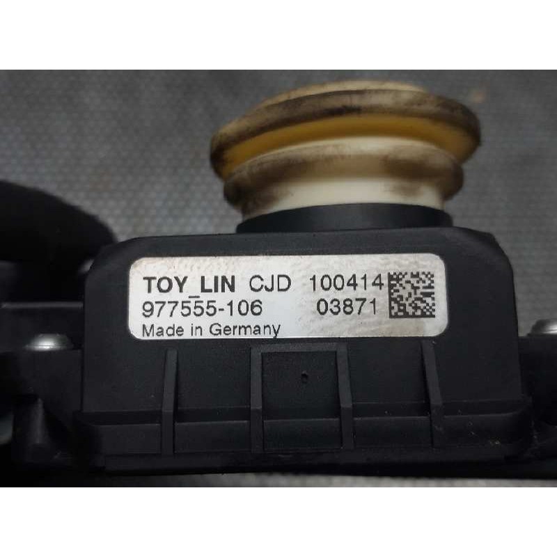 Recambio de elevalunas trasero derecho para toyota auris active referencia OEM IAM 977555106 - Gris 2