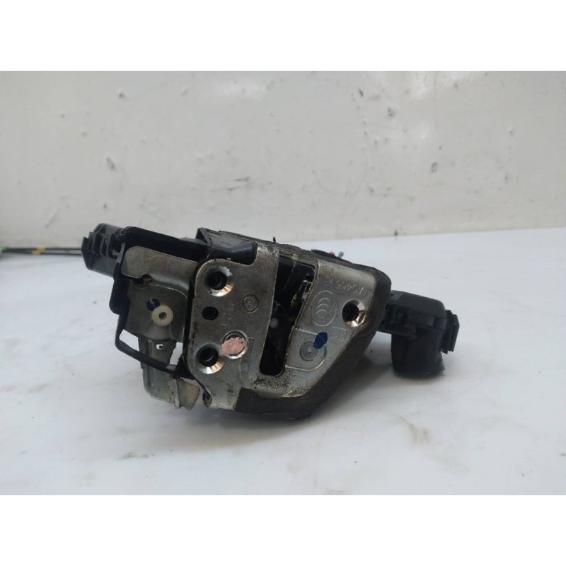 Recambio de cerradura puerta delantera derecha para toyota auris 2.0 d-4d cat referencia OEM IAM - Gris 2