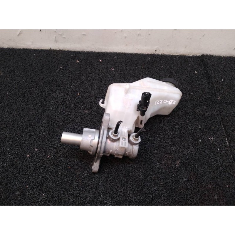 Recambio de bomba freno para opel corsa e selective referencia OEM IAM 037324A 6401616 BOSCH