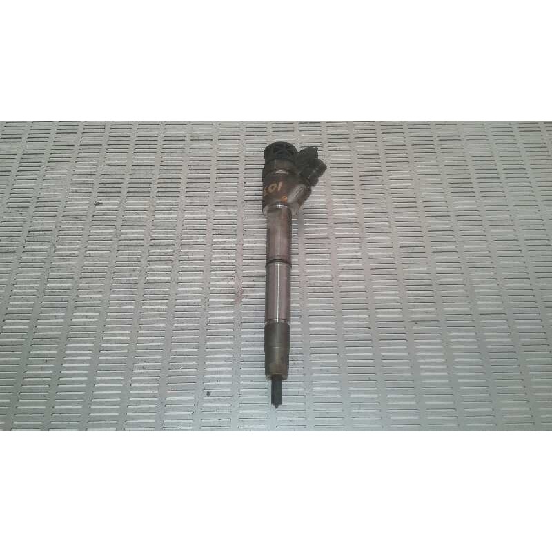 Recambio de inyector para fuso/mitsubishi canter 3.0d referencia OEM IAM 0445110564 5801644454 BOSCH