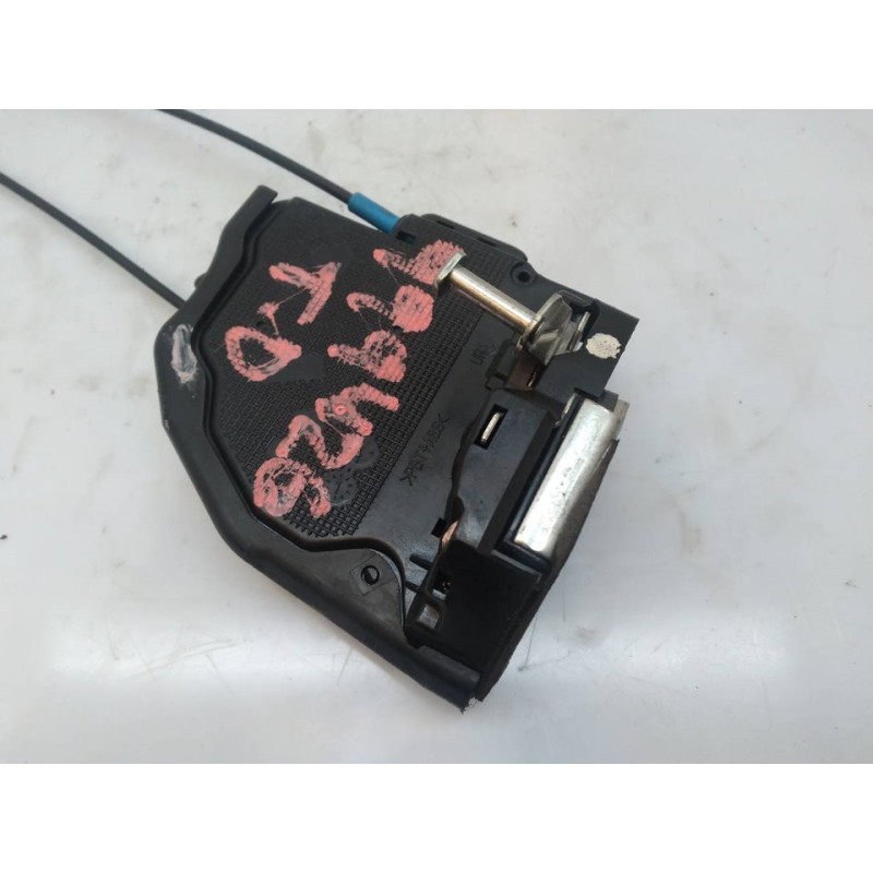 Recambio de cerradura puerta trasera derecha para toyota auris 2.0 d-4d cat referencia OEM IAM A046693 - Gris 4