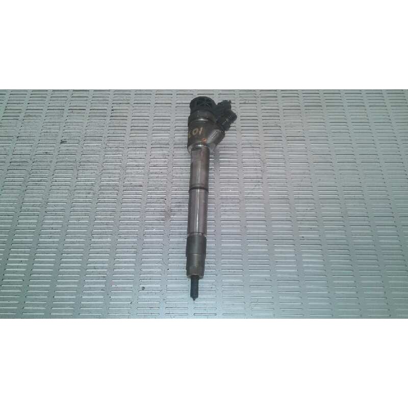 Recambio de inyector para fuso/mitsubishi canter 3.0d referencia OEM IAM 0445110564 5801644454 BOSCH