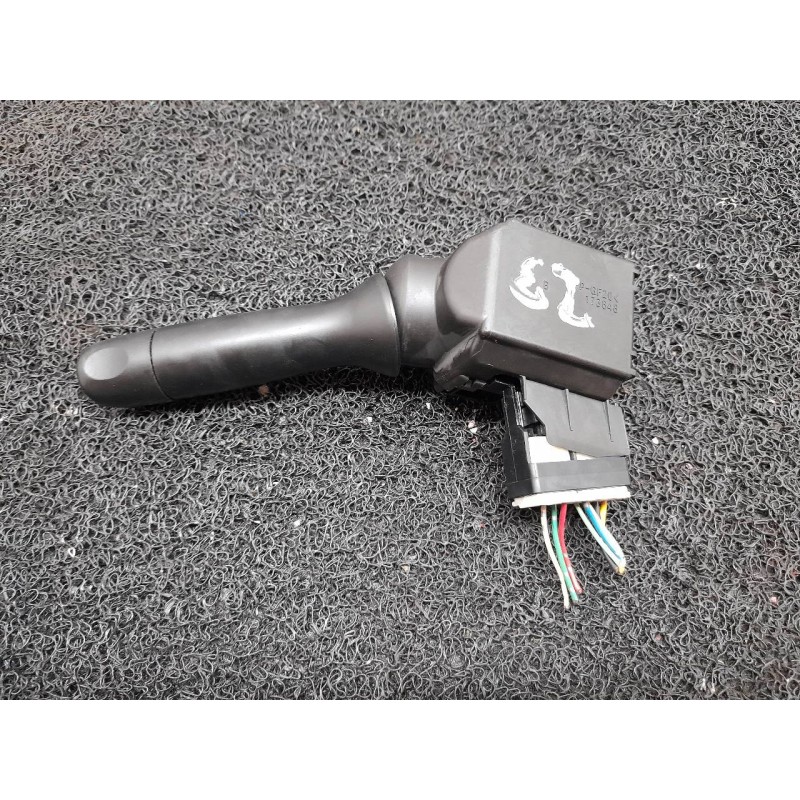 Recambio de mando limpia para citroën c1 audace referencia OEM IAM - Blanco 2