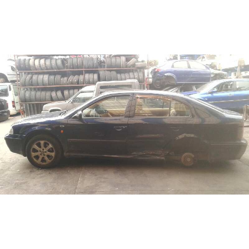 skoda octavia berlina (1u2) del año 2000