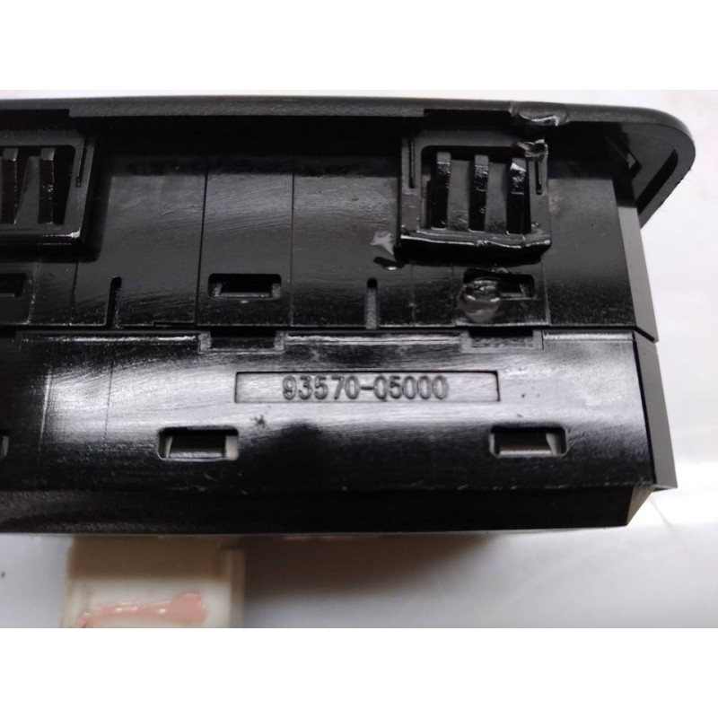 Recambio de mando elevalunas central para hyundai atos prime (mx) gls (2003) referencia OEM IAM 9357005000 - Rojo 2