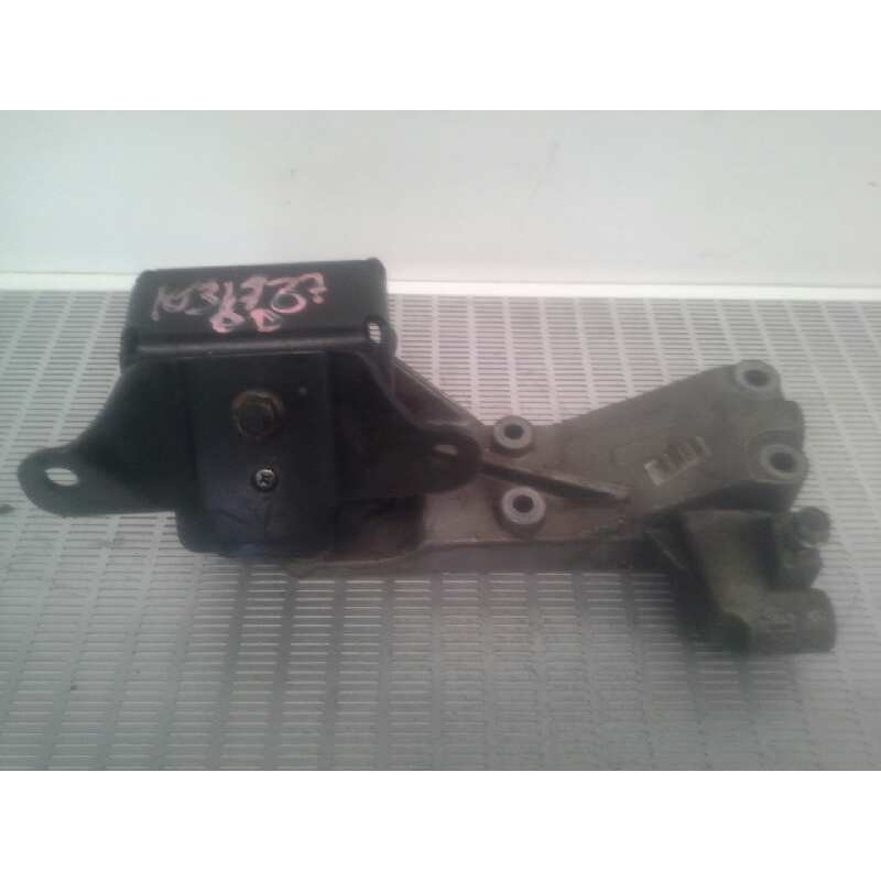Recambio de soporte motor derecho para fuso/mitsubishi canter 3.0d referencia OEM IAM 504334771  