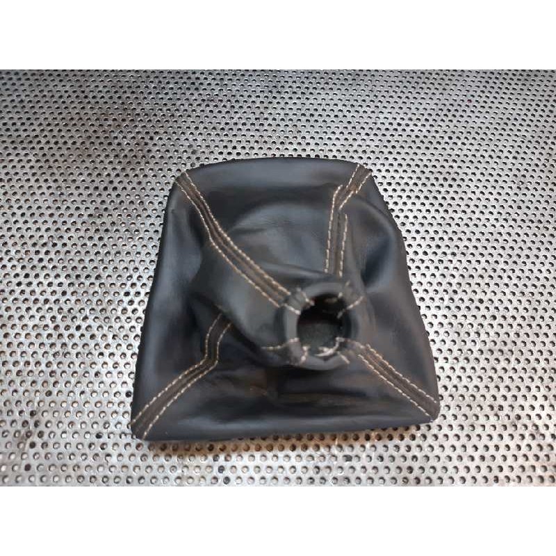 Recambio de guarnecidos palanca cambio para mercedes-benz clase gla (w156) gla 180 (156.942) referencia OEM IAM A1763641710  