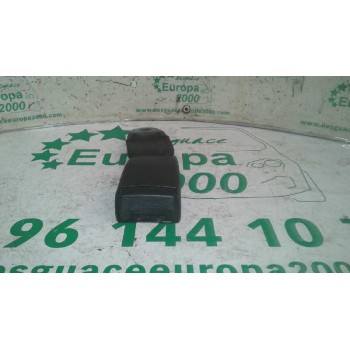 ENGANCHE CINTURON TRASERO CENTRAL 