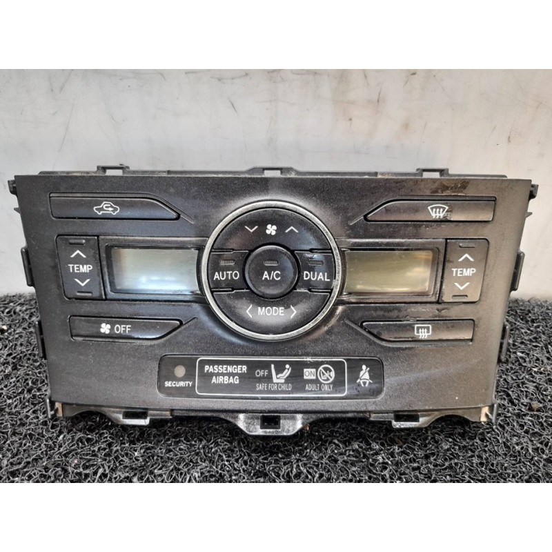 Recambio de mando climatizador para toyota auris active referencia OEM IAM 5590002300 0E036B00098GA 