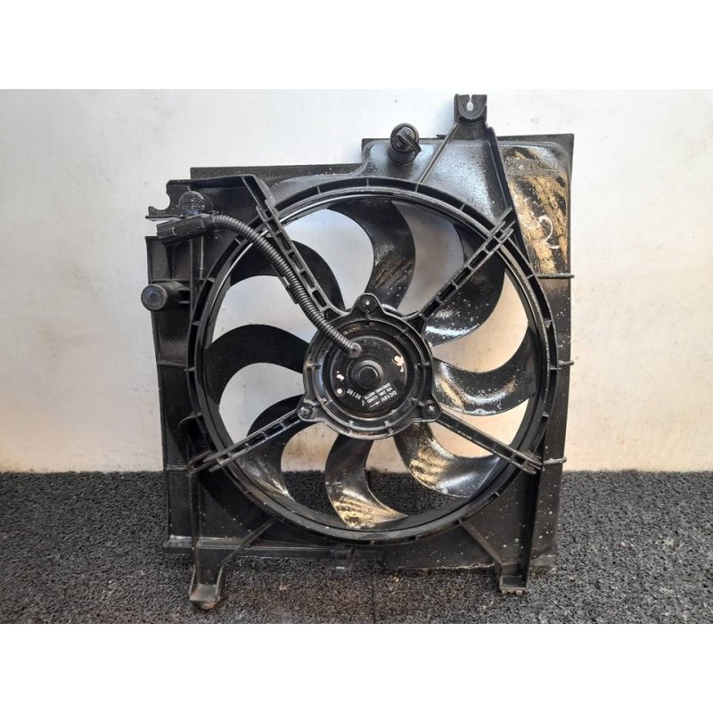 Recambio de electroventilador para kia carnival 2.9 crdi vgt ex referencia OEM IAM A005179 - Negro 3