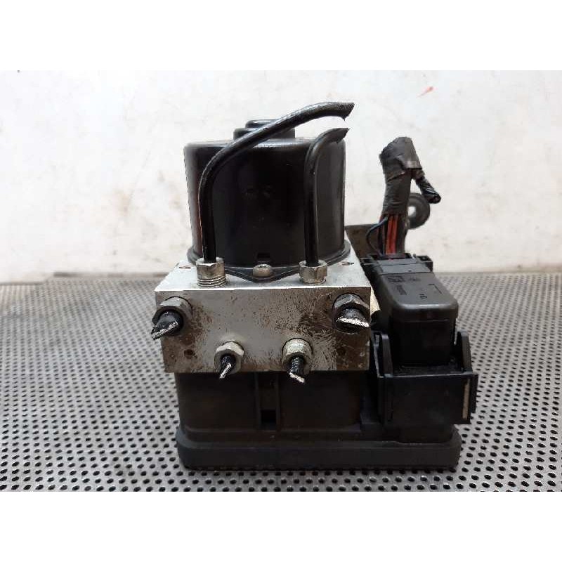 Recambio de abs para ford focus lim. (cb4) titanium referencia OEM IAM 8M512C405CA 10020604004 - Blanco 5