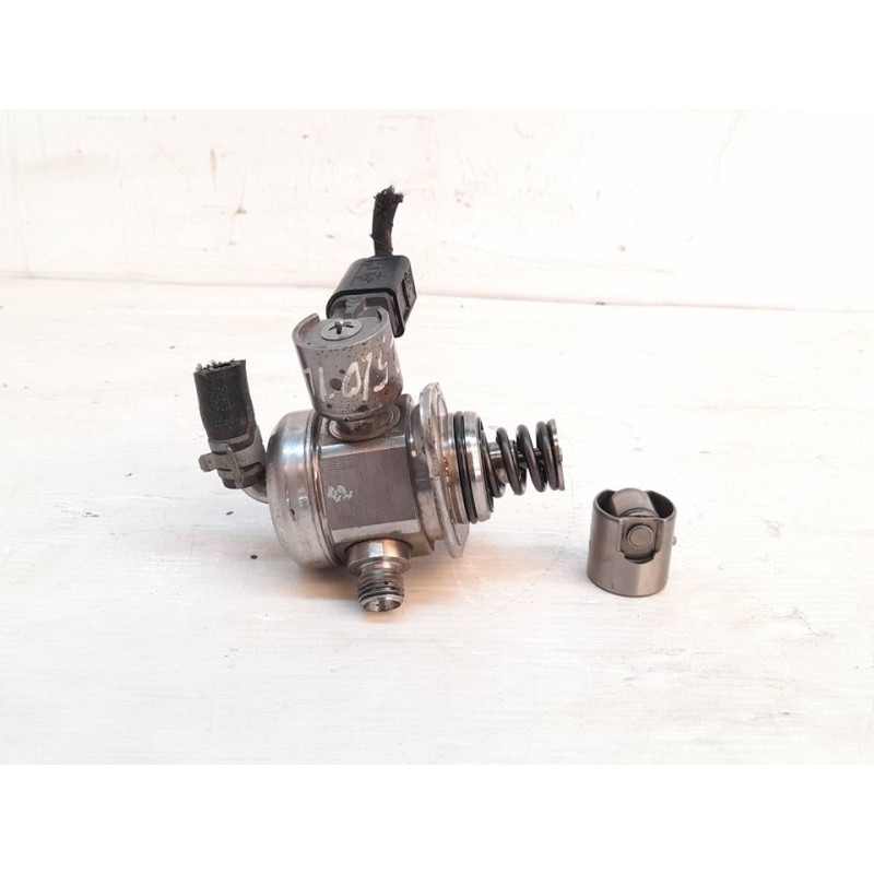 Recambio de bomba inyeccion para volkswagen golf vii sportsvan advance bluemotion tech referencia OEM IAM 04E127025A - Blanco 2