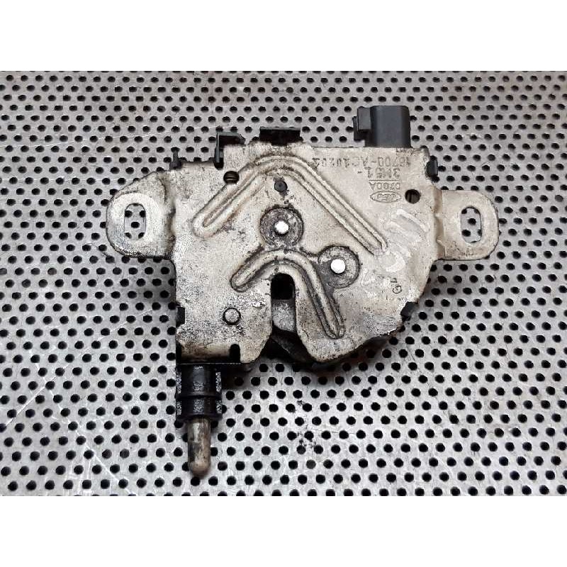 Recambio de cerradura capo para ford focus lim. (cb4) titanium referencia OEM IAM 3M5116700AC - Blanco 3