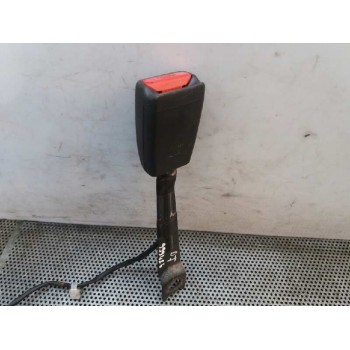 ENGANCHE CINTURON DELANTERO IZQUIERDO 